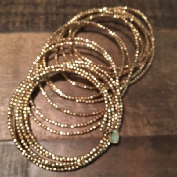 Stella & Dot | Dainty Gold Bangle Bracelet Bardot Retired Treasure - Picture 8 of 8